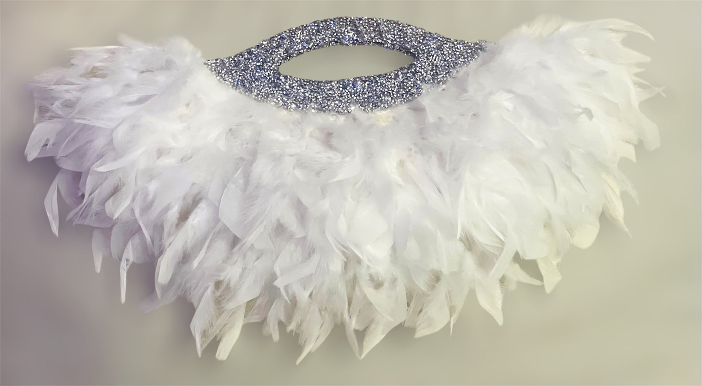 Luxury Bridal Feather Fan – Wedding, Engagement, & Photoshoot Hand Fan