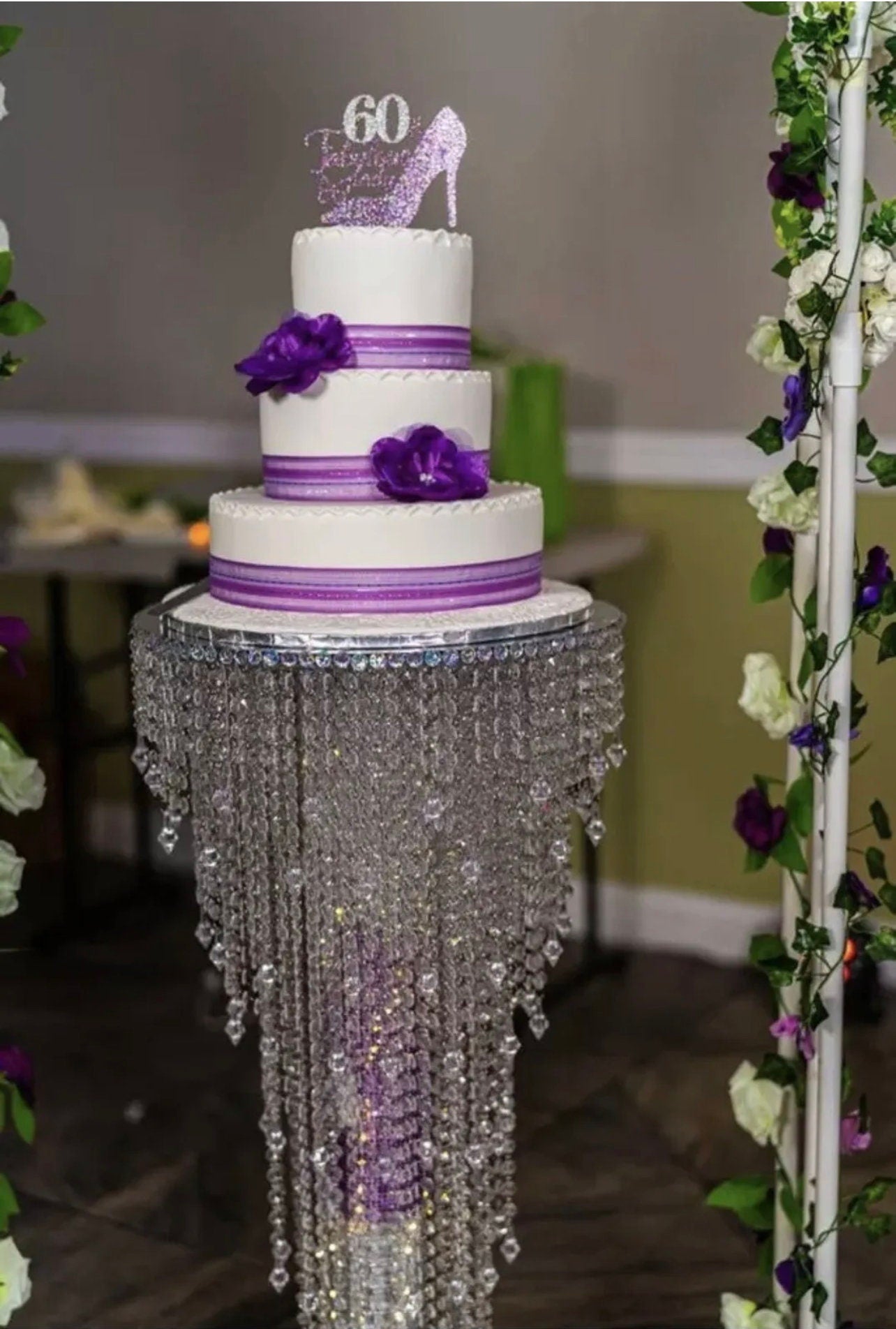 Crystal Cake Table | Chandelier Cake Stand