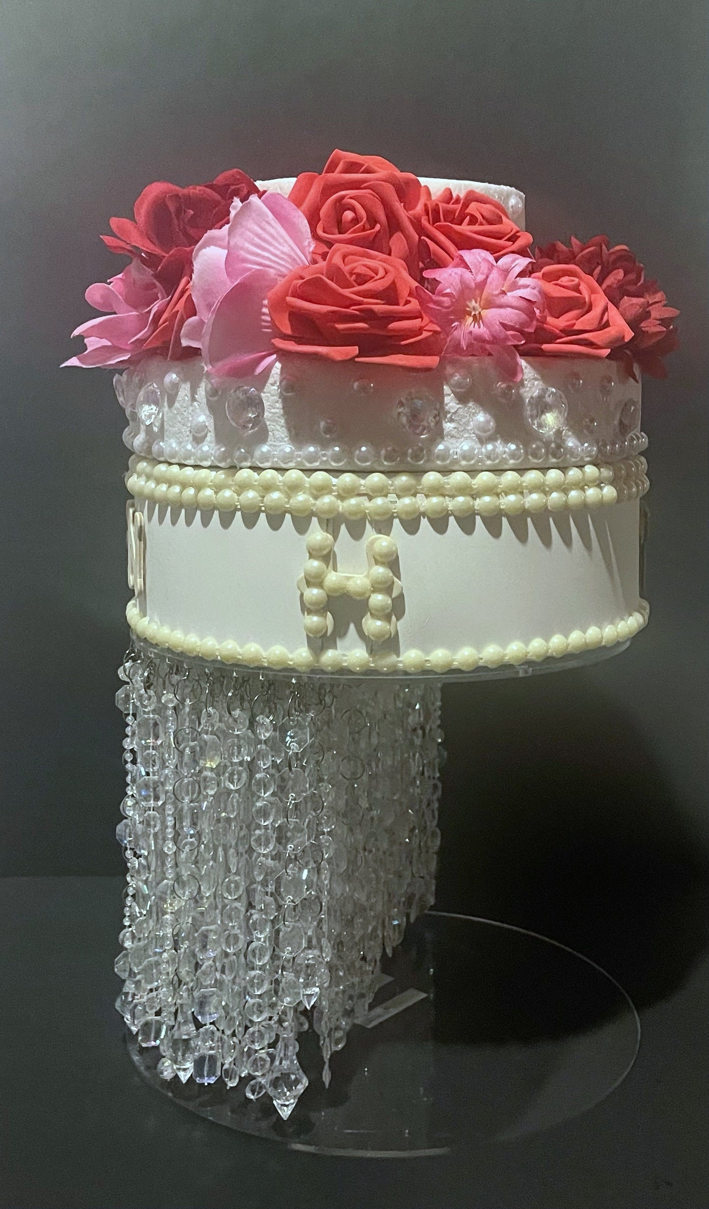 Cake Riser | Floating CAKE stand