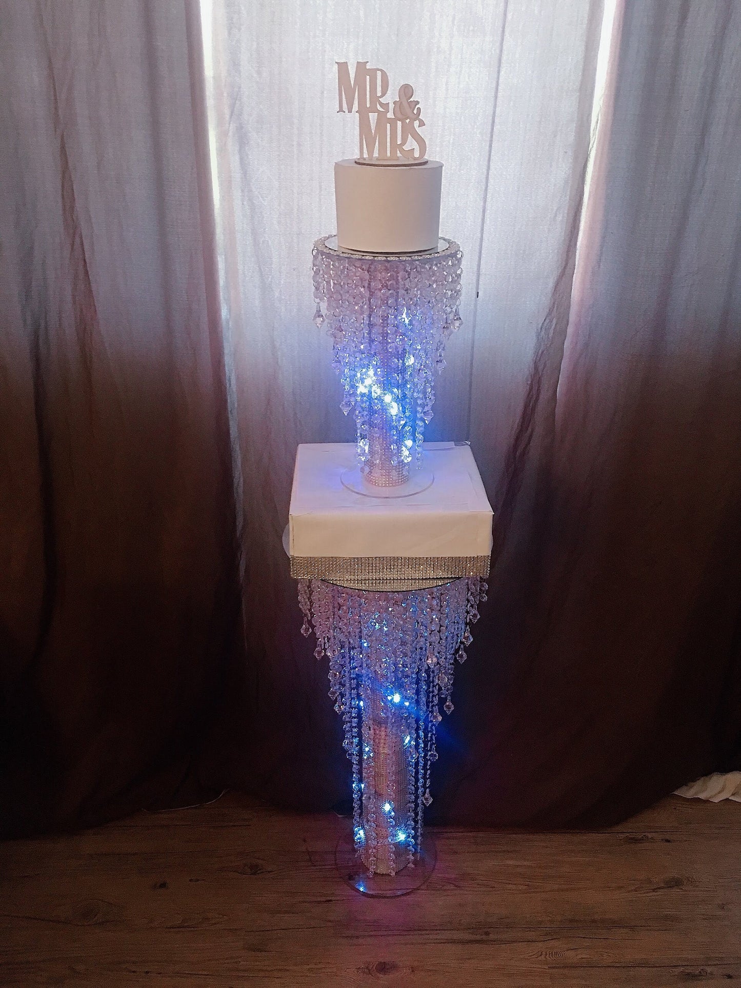 Crystal Cake Stand Set with lights for wedding | Wedding Cake Display stand
