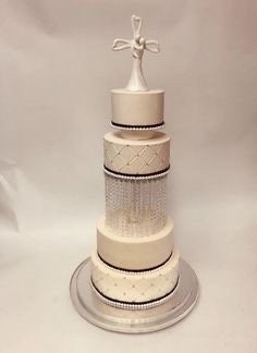 Crystal Cake Stand| Cake Riser | Chandelier cake stand