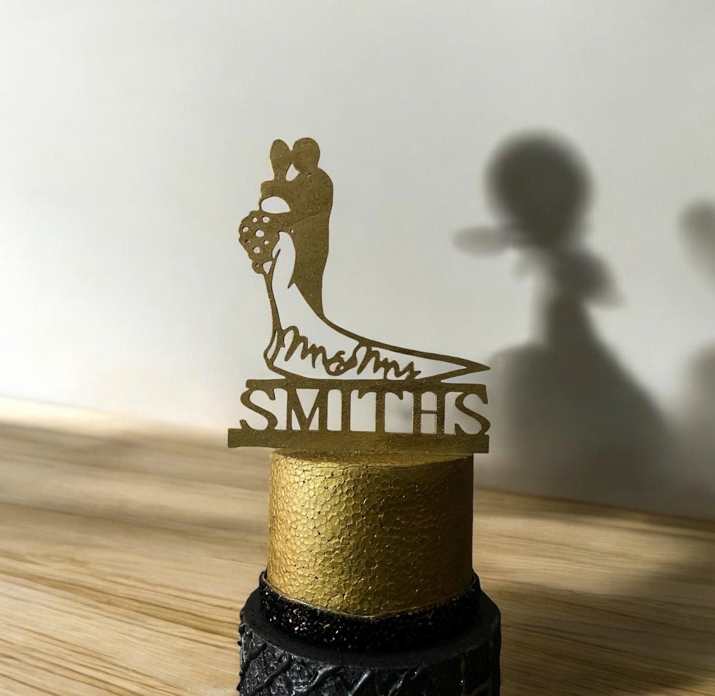 Gold Cake topper for Wedding, Personalized cake topper, Rustic wedding cake topper, Custom Mr Mrs cake topper, Anniversary Cake toppers
