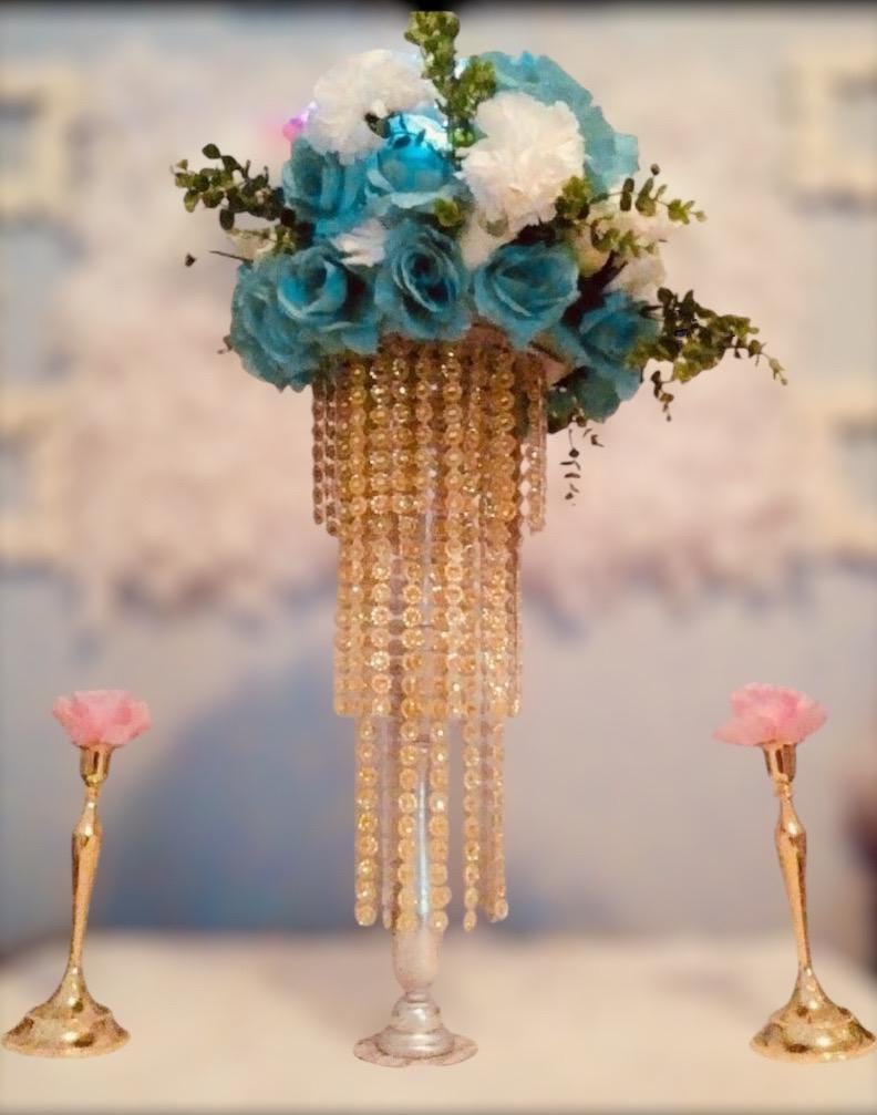 Baby Shower Gold Table centerpieces | Lighted Decor